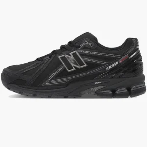 Кроссовки мужские New Balance 1906R Black Silver Metallic