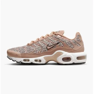 Кроссовки женские Nike Air Max Plus United in Victory