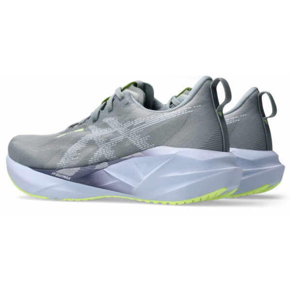 Кросівки жіночі ASICS Novablast 5 Grey