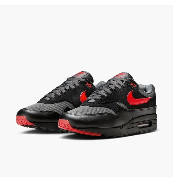 Кросівки чоловічі Nike Air Max 1 Essential Vamps