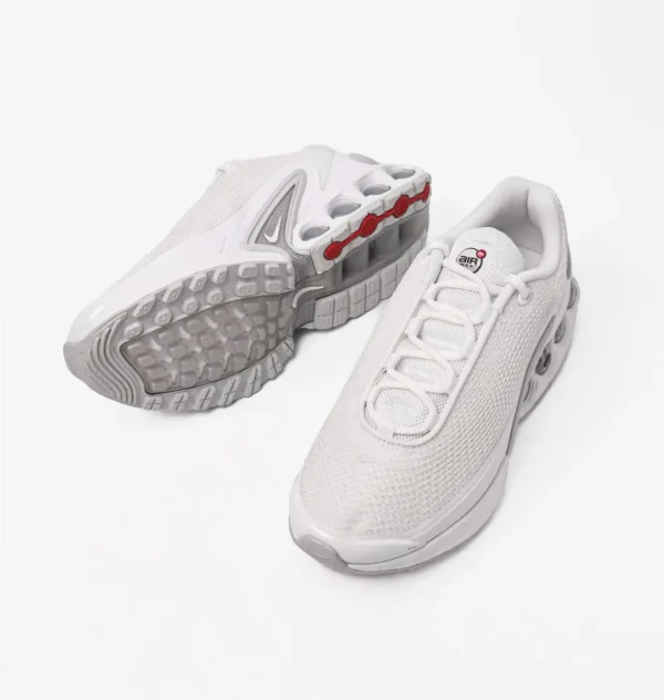 Кросівки чоловічі Nike Air Max DN Metallic Silver