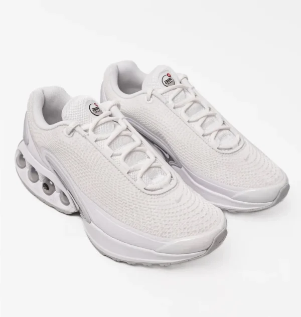 Кросівки чоловічі Nike Air Max DN Metallic Silver