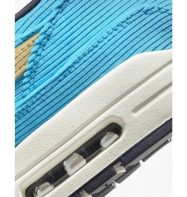 Кросівки чоловічі Nike Air Max 1 Premium Baltic Blue Corduroy