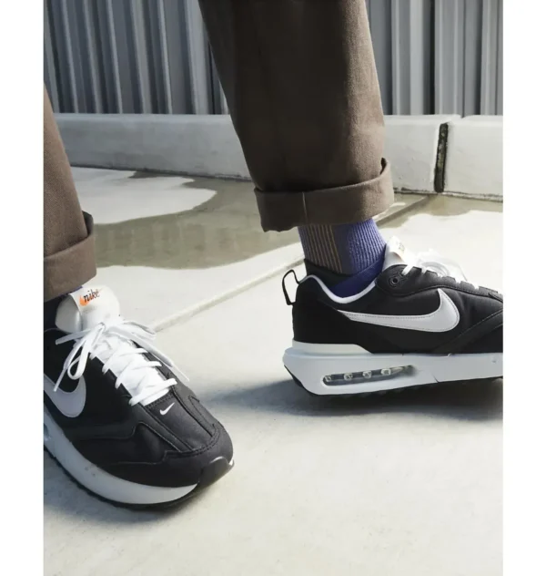Кросівки чоловічі Nike Air Max Dawn Black White