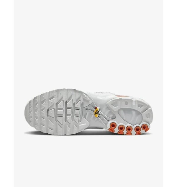 Кросівки чоловічі Nike Air Max Plus Utility Orange