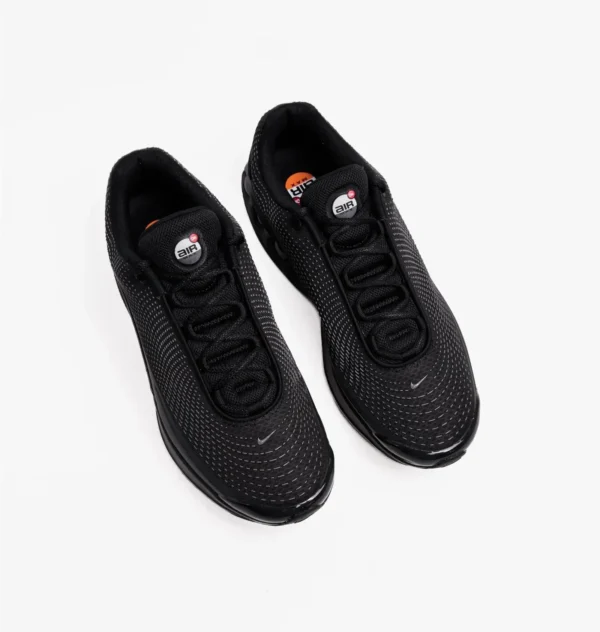 Кросівки чоловічі Nike Air Max DN Black Dark Grey