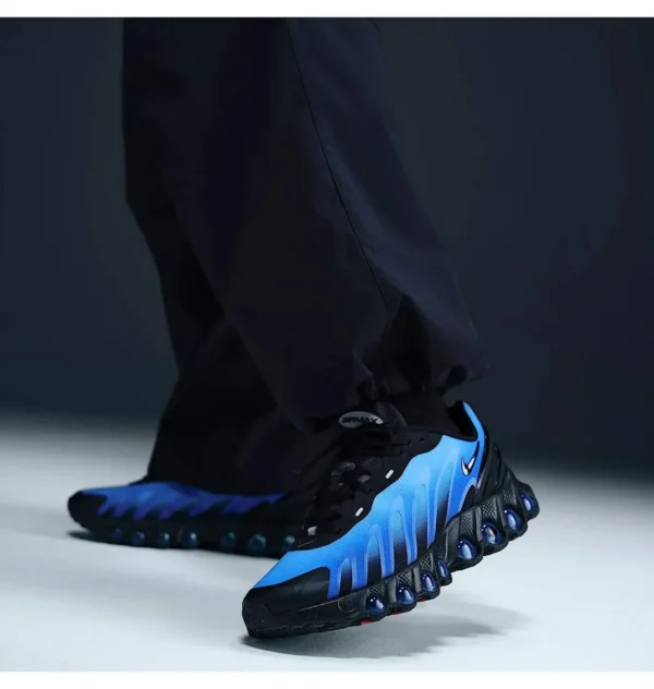 Кросівки чоловічі Nike Air Max DN8 Hyper Royal