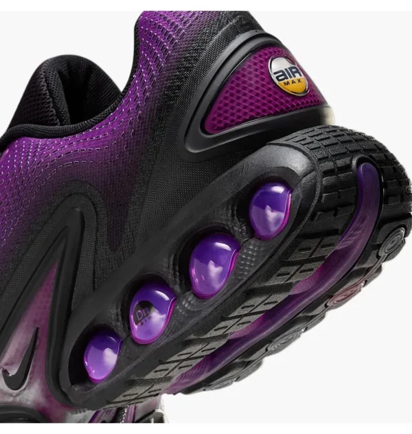 Кросівки чоловічі Nike Air Max DN SE Bold Berry