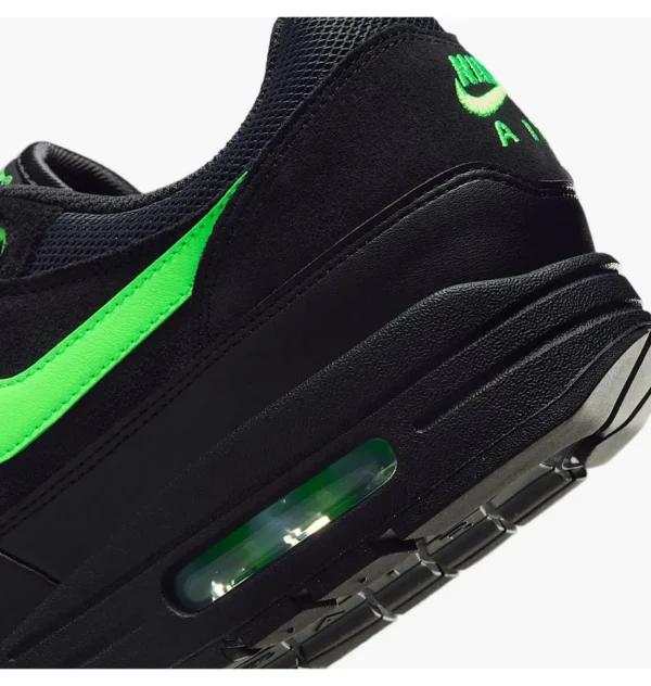 Кросівки чоловічі Nike Air Max 1 Essential Green Strike