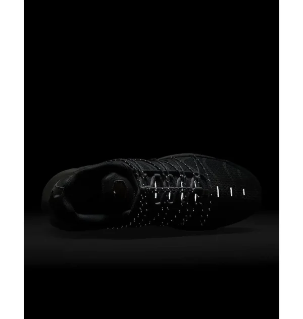 Кросівки чоловічі Nike Air Max Plus Utility Orange