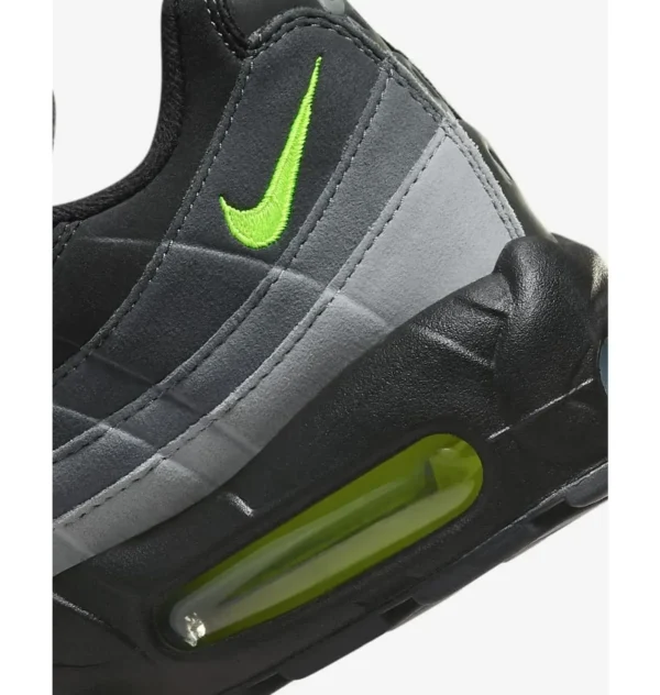 Кросівки чоловічі Nike Air Max 95 Black Neon