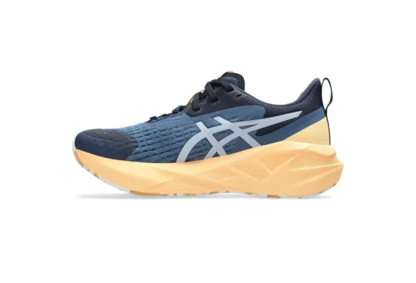 Кросівки жіночі ASICS Novablast 5 Lite-Show