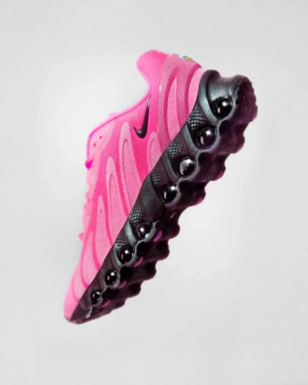Кросівки чоловічі Nike Air Max DN8 Hyper Pink