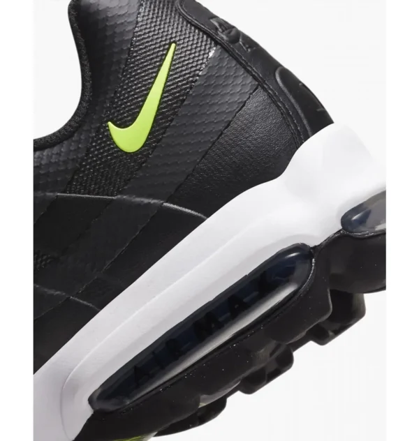 Кросівки чоловічі Nike Air Max 95 Ultra Black Volt