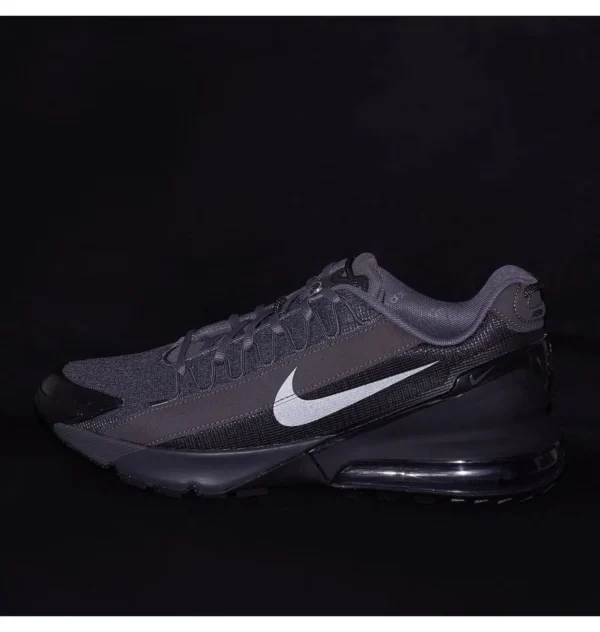 Кросівки чоловічі Nike Air Max Pulse Dark Smoke Grey