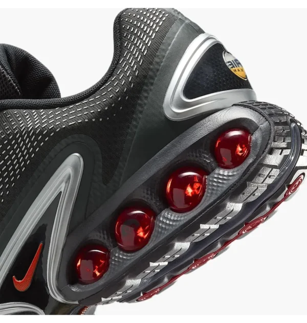 Кросівки чоловічі Nike Air Max DN Black Silver Red