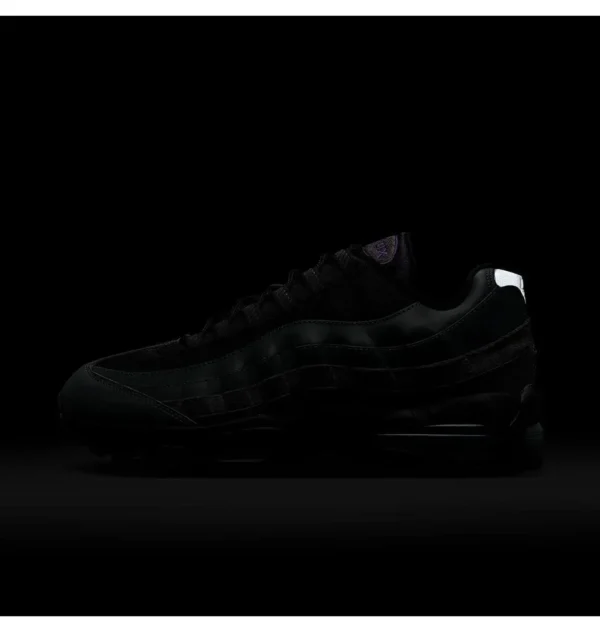 Кросівки чоловічі Nike Air Max 95 Iron Grey Wild Grape